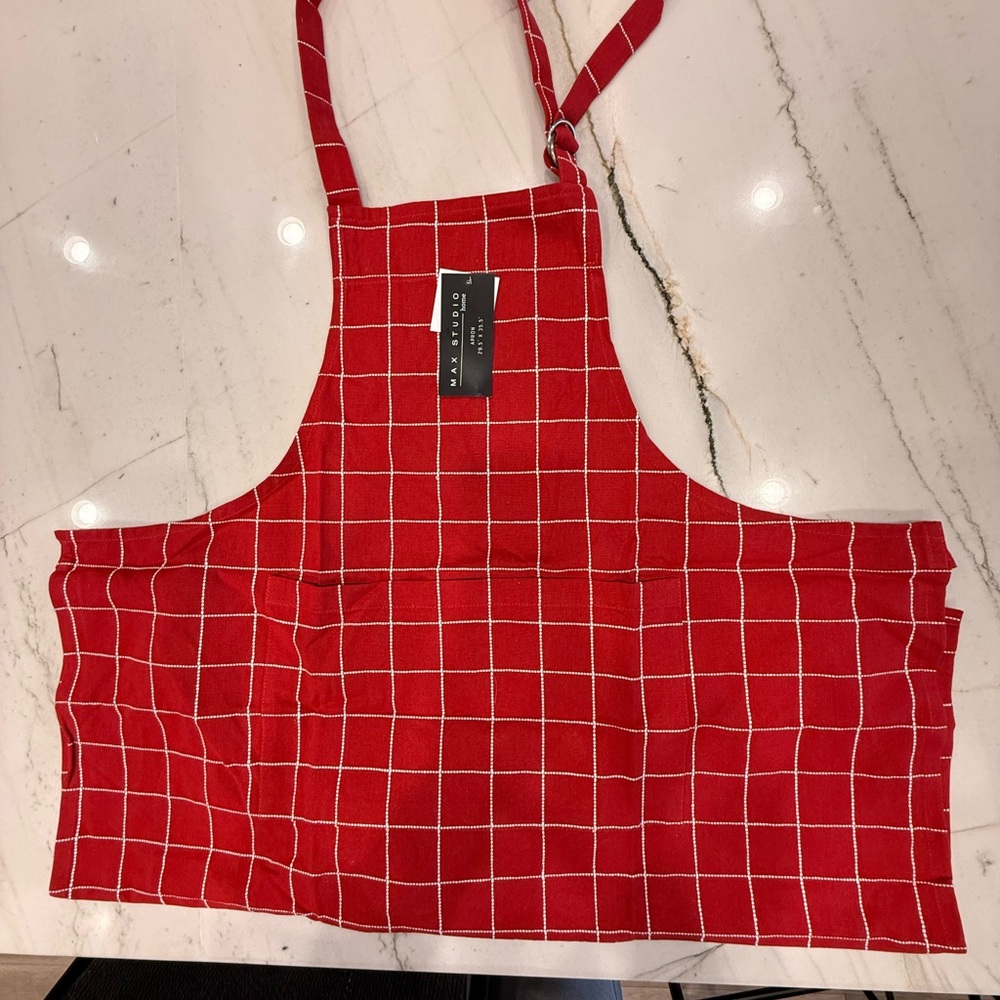 Max Studio Red Check Grid Apron